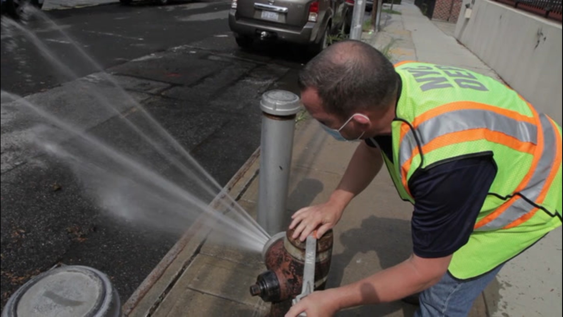 Accuweather's Dexter Henry takes a look at one of New York City's more environmentally friendly options to help people to stay cool.