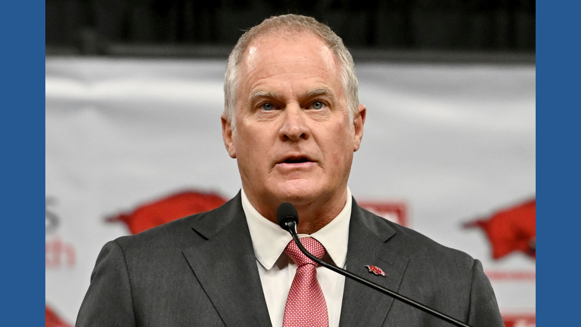 Arkansas reinstates men's and women's tennis programs after donors provide short-term funding