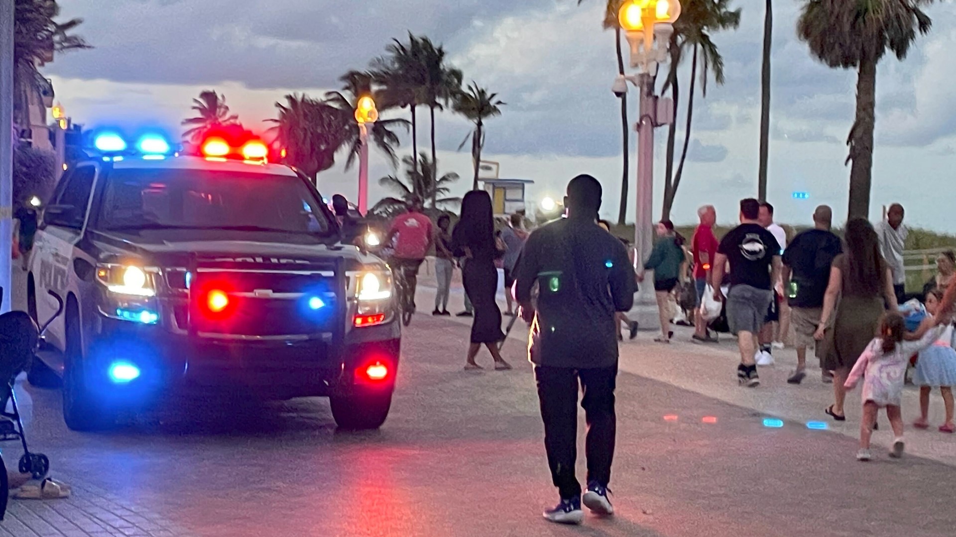 Officials and witnesses describe the shooting at a Florida boardwalk that left 9 people injured, including children.