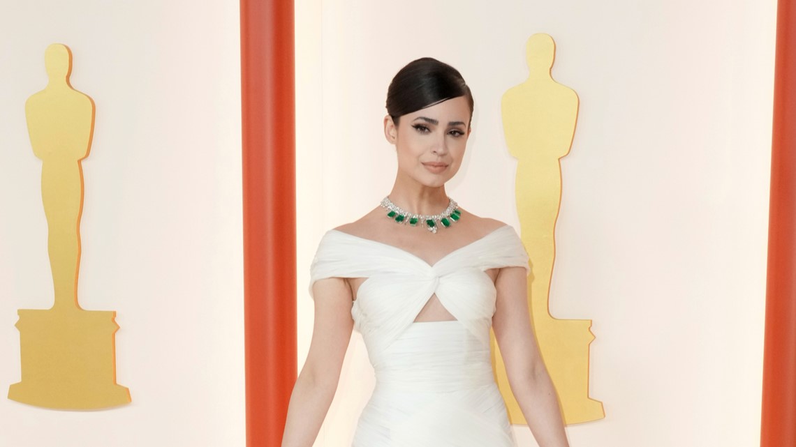 Monica Barbaro Wore Elie Saab Haute Couture To The 2023 Oscars