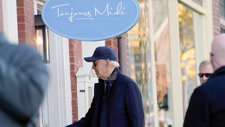 Biden, family hit Nantucket stores for some holiday shopping