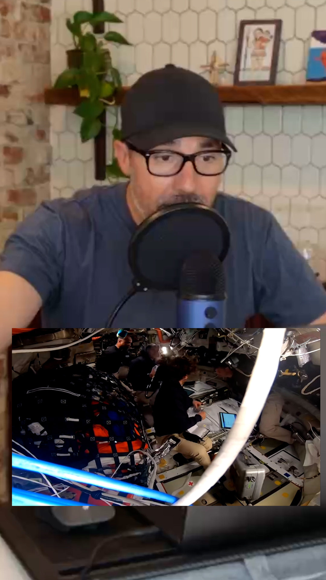 NASA astronauts set record distance traveled from earth (along with a ...