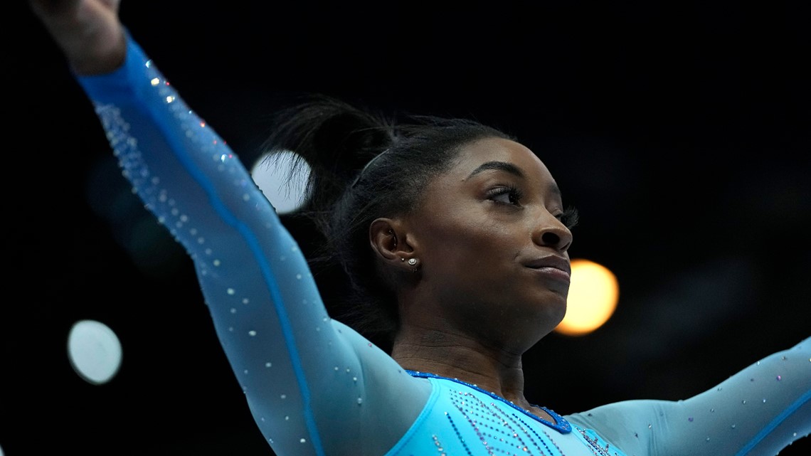 Simone Biles clinches record world gymnastics championships team