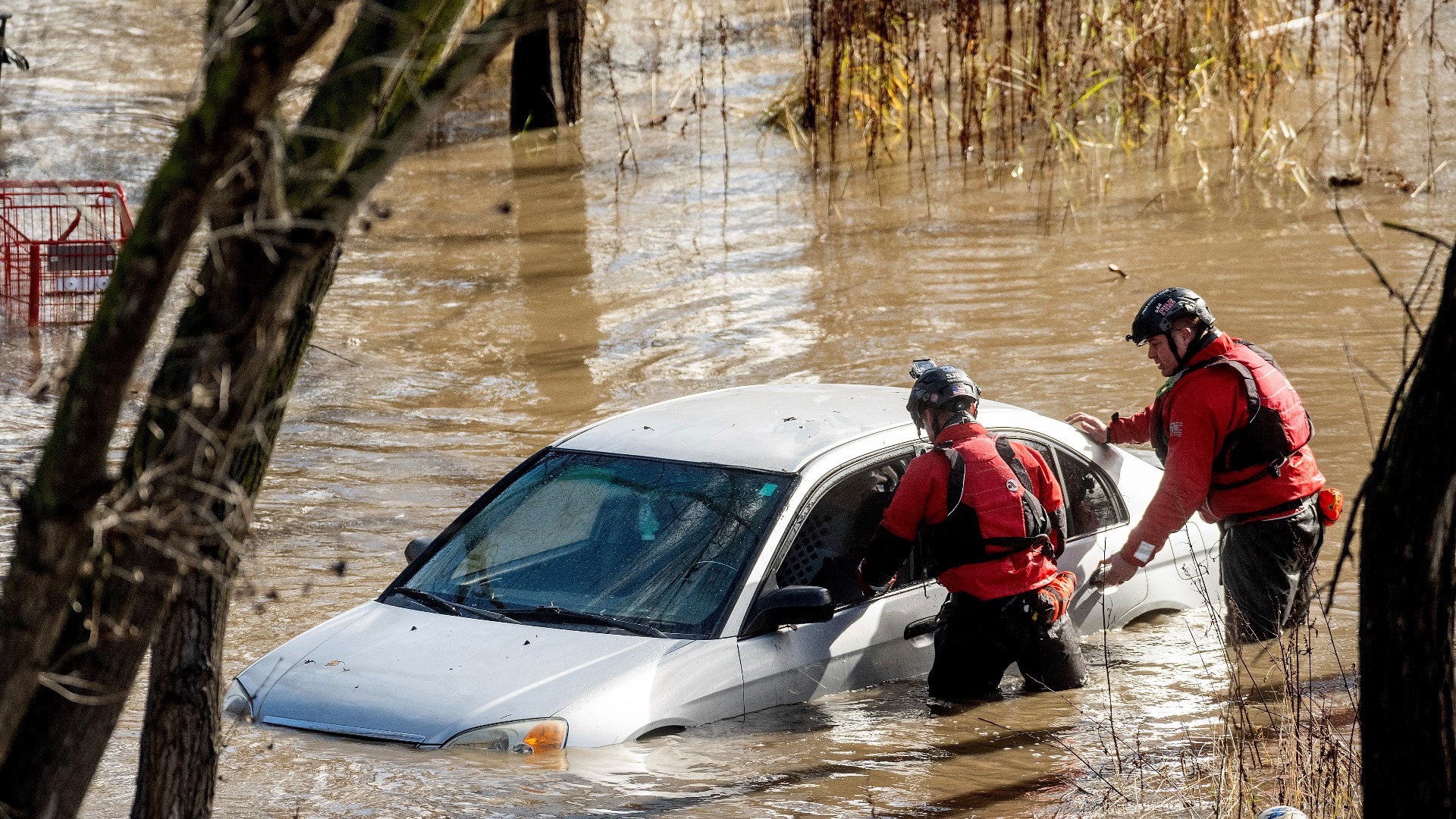 Pacific waves put coast cities on alert  The Arkansas Democrat-Gazette -  Arkansas' Best News Source