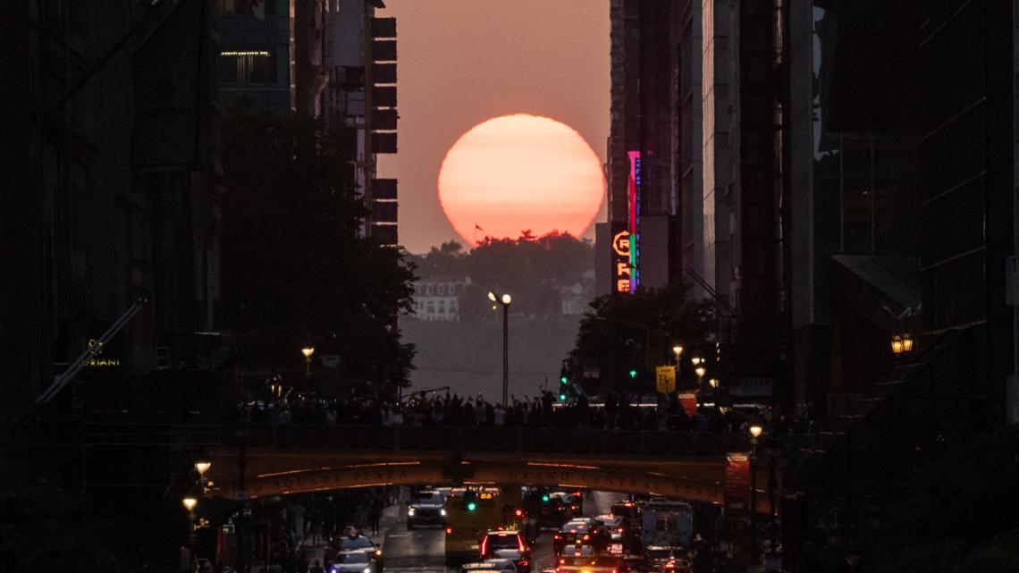 Manhattanhenge: What is it and when you can see it in NYC? - Vimarsana News