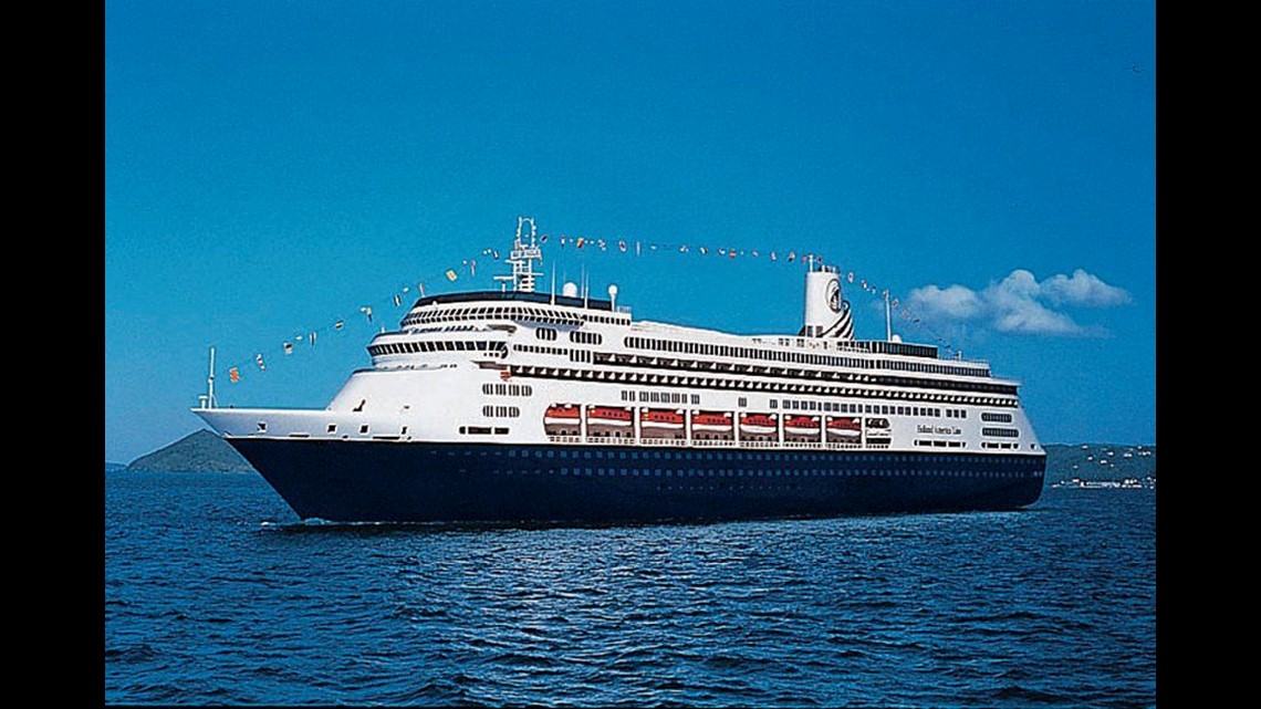 Cruise Ship Tours Inside Holland America Line S Zaandam Thv11 Com