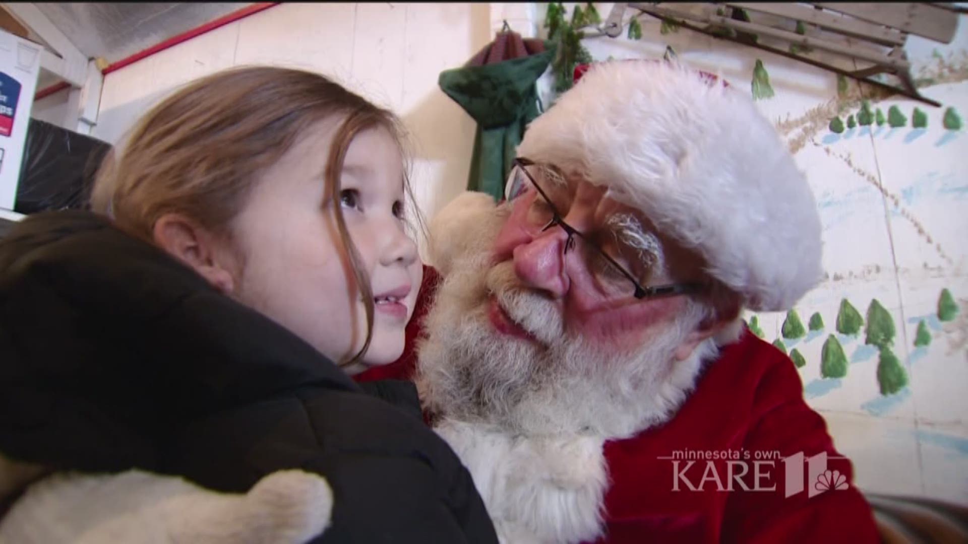 Mckenzie Roth Santa Reluctant Santa now embraces the job | thv11.com