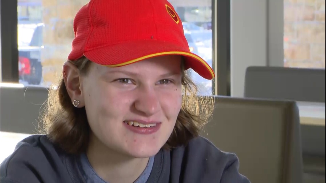 Minnesota teen receives worldwide recognition for saving life at McDonald's drive-thru - Vimarsana News