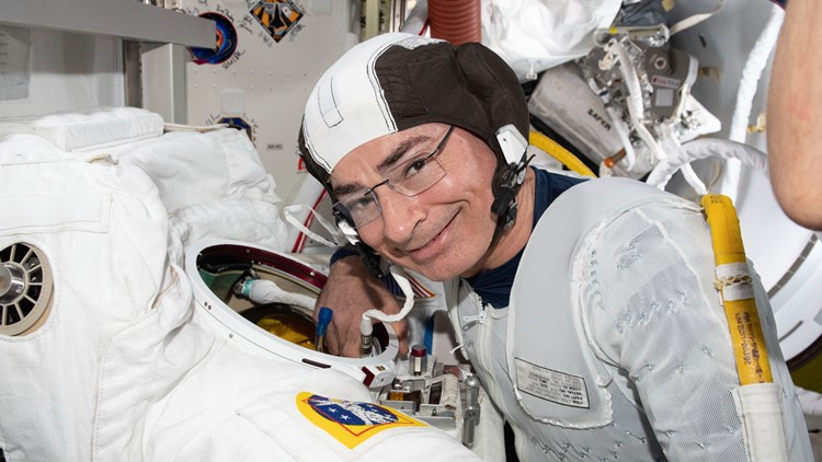 This US astronaut is facing threats from Russian Space Agency