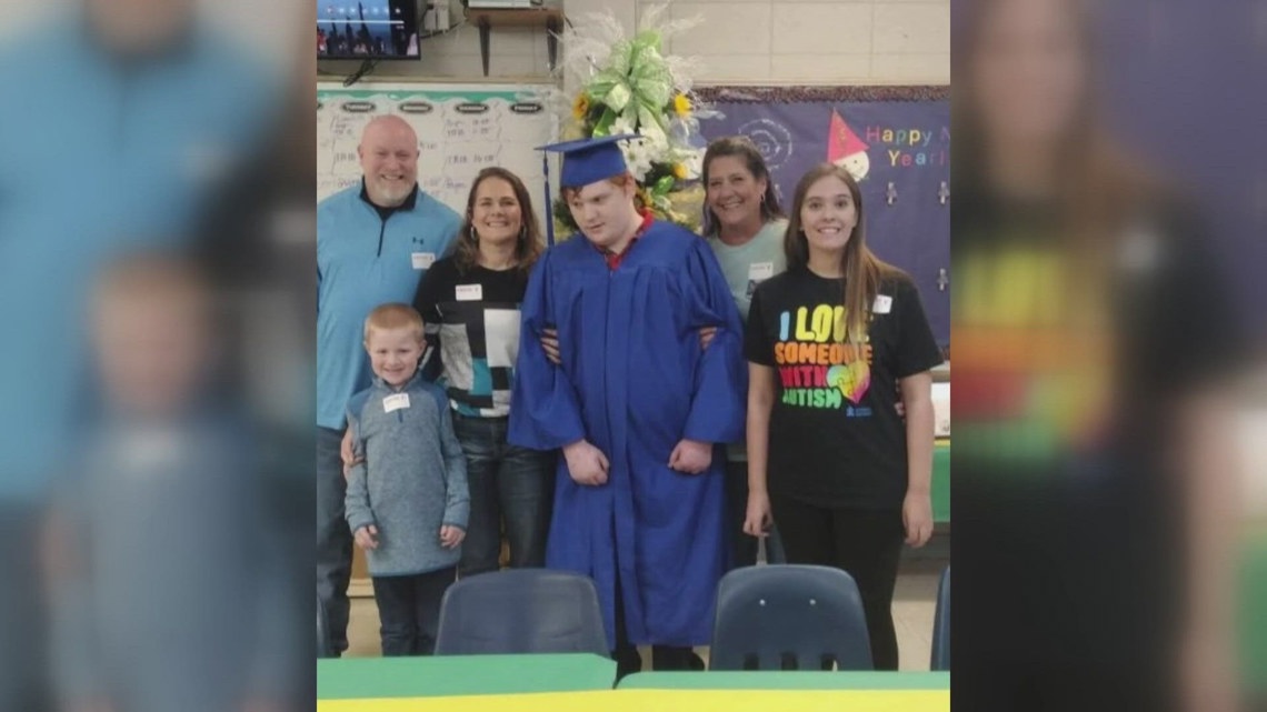 Six charged with manslaughter, neglect after death at Arkansas DHS facility