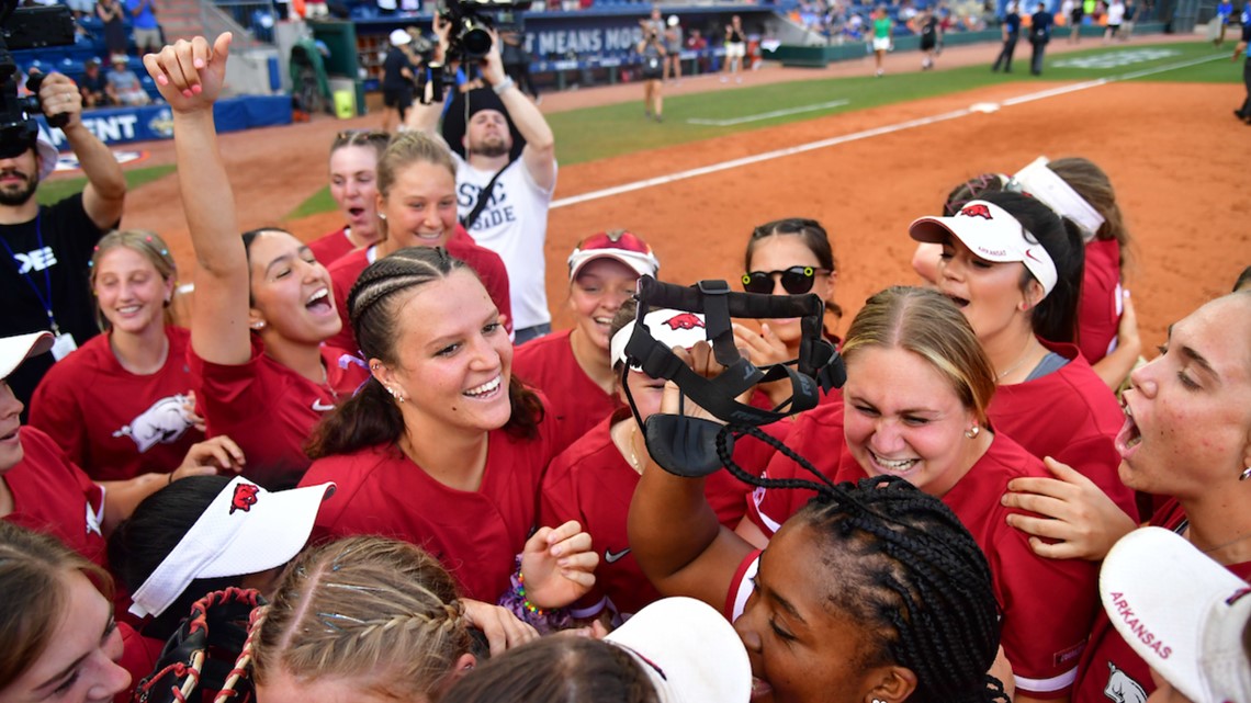 Razorback softball shuts out Mizzou 40 to win first ever SEC