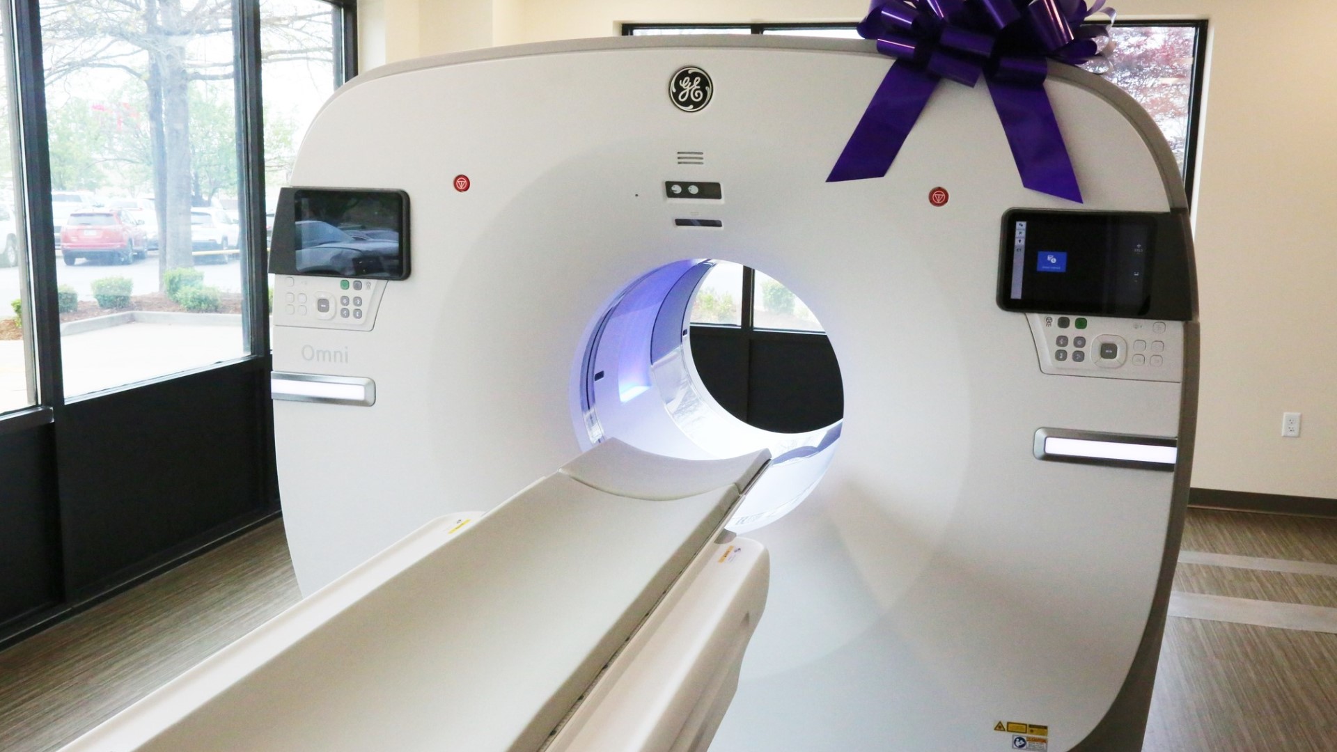 Mercy Hospital Fort Smith hosted a ribbon-cutting ceremony to celebrate their brand-new PET/CT scanner.