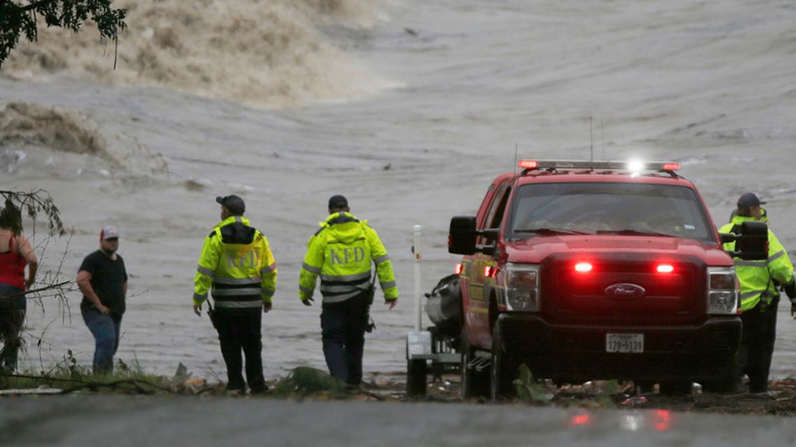 Texas flood updates: Death toll rises on second day of searching ...