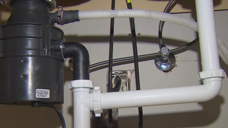 Plumbers expecting more calls during holiday season