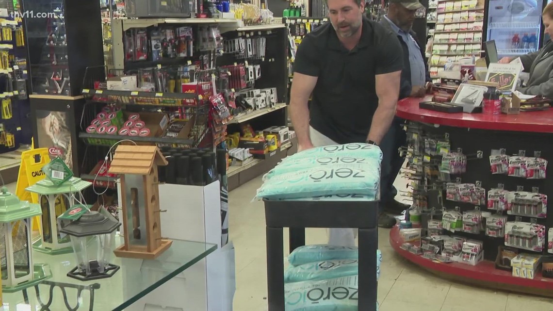 Hardware stores prepare for Arkansas winter weather
