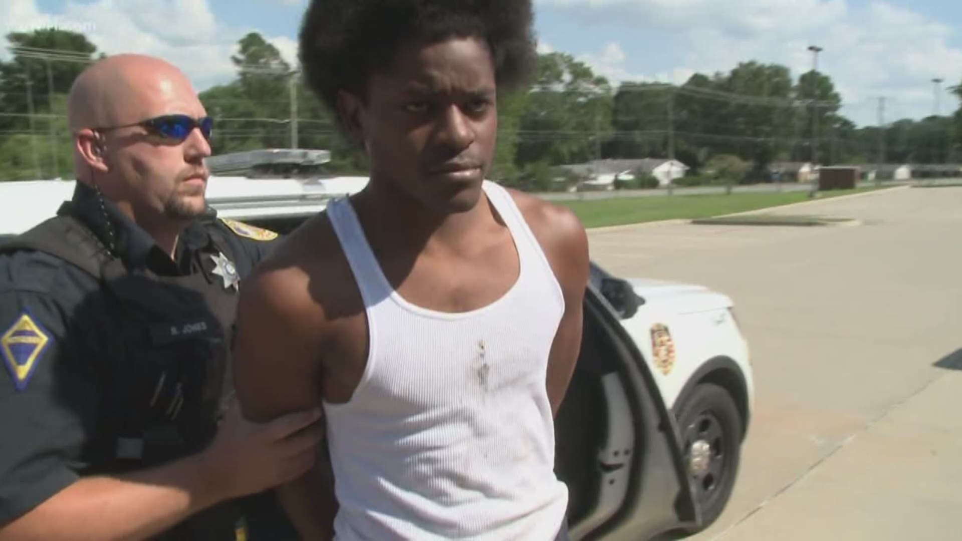 A man is now in Jacksonville Police custody after taking his daughter and running early this morning.