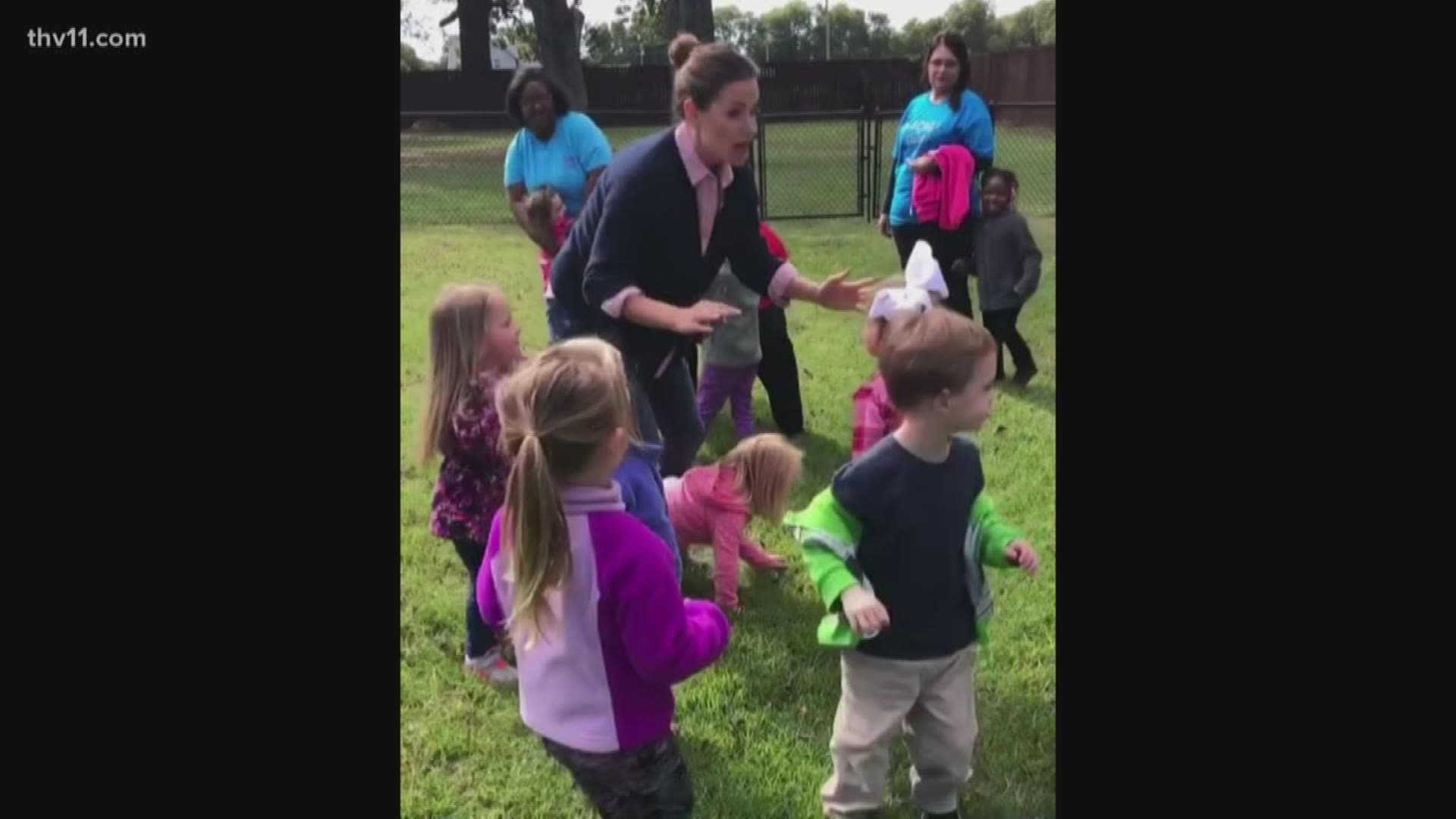 Actress Jennifer Garner brought a little fun to a northeast Arkansas childcare and family health center.