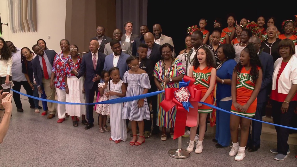 Little Rock community staple honored with namesake of new school - Vimarsana News