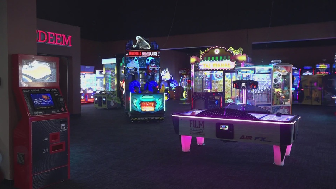 'Film Alley' to bring movies, bowling, arcade, and more to Breckenridge Village in Little Rock