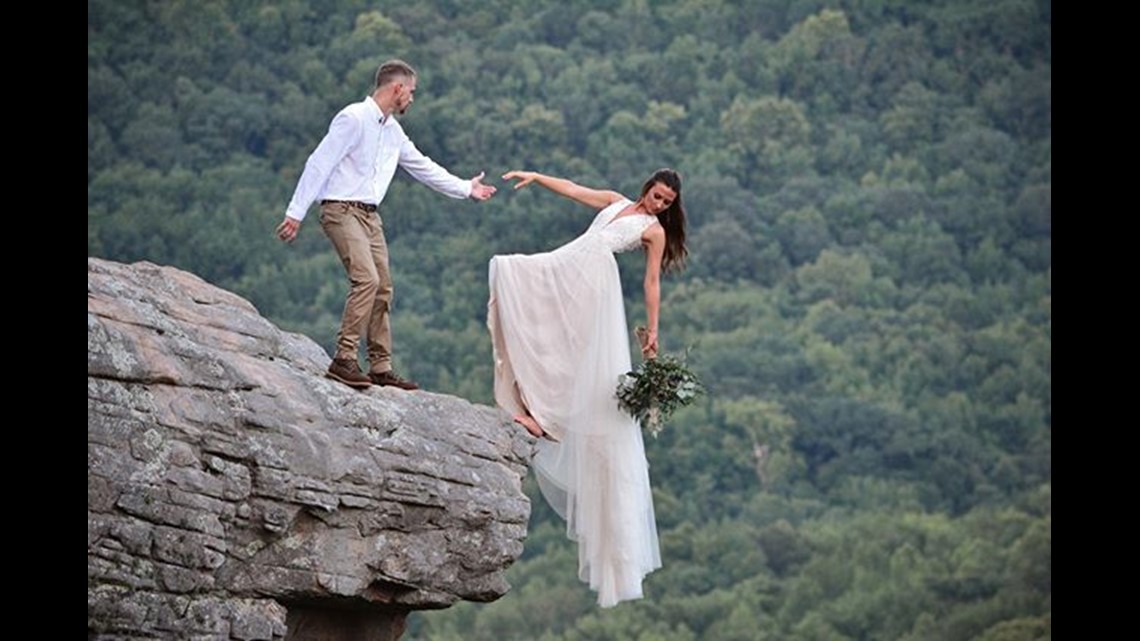 Real Arkansas Wedding: Peyton Brazear & Chase Barnes in Little Rock -  Arkansas Bride