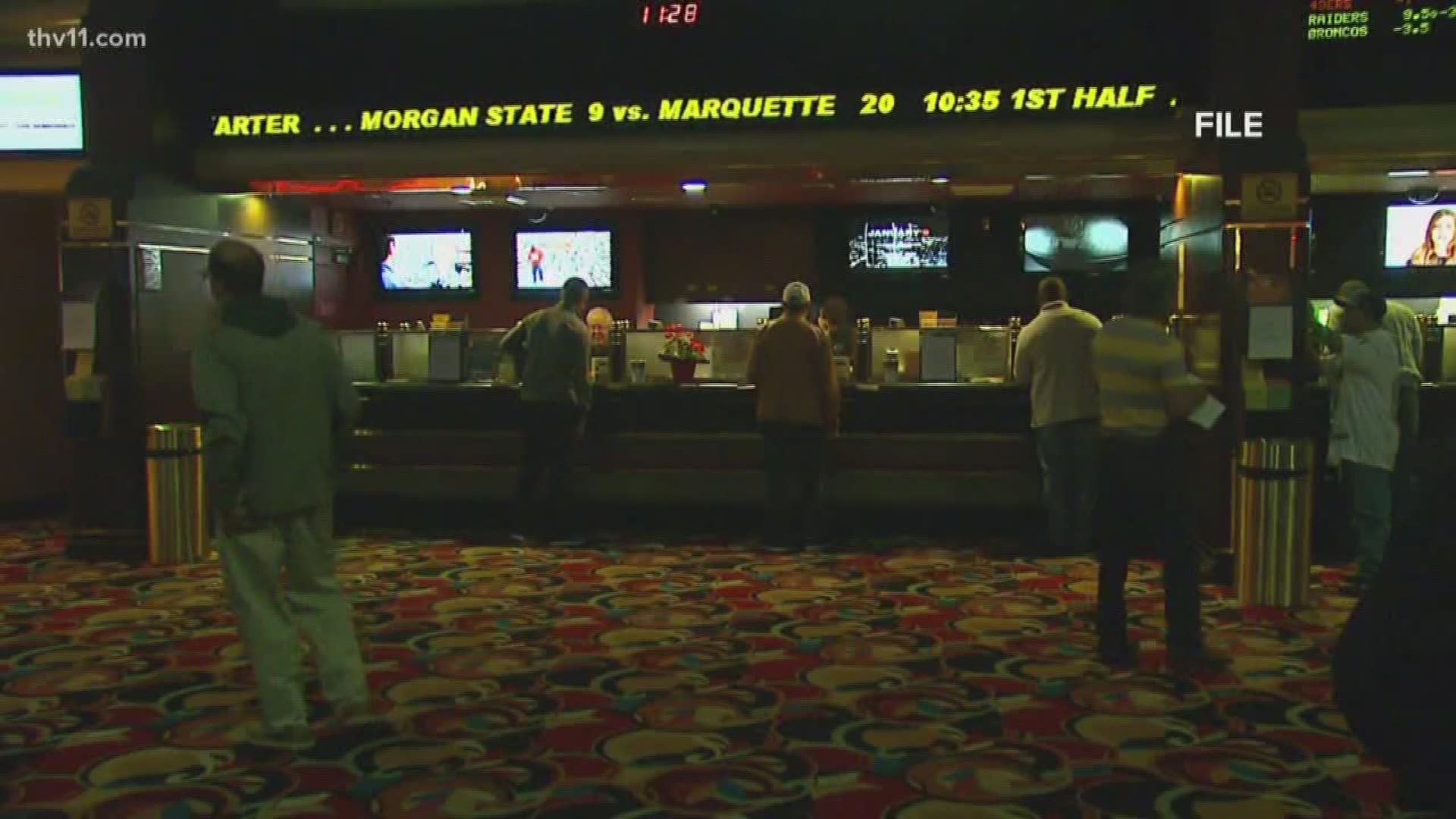 The casino is considering allowing betting through "Horshoe Tunica" using its mobile app, but there's no guarantee.