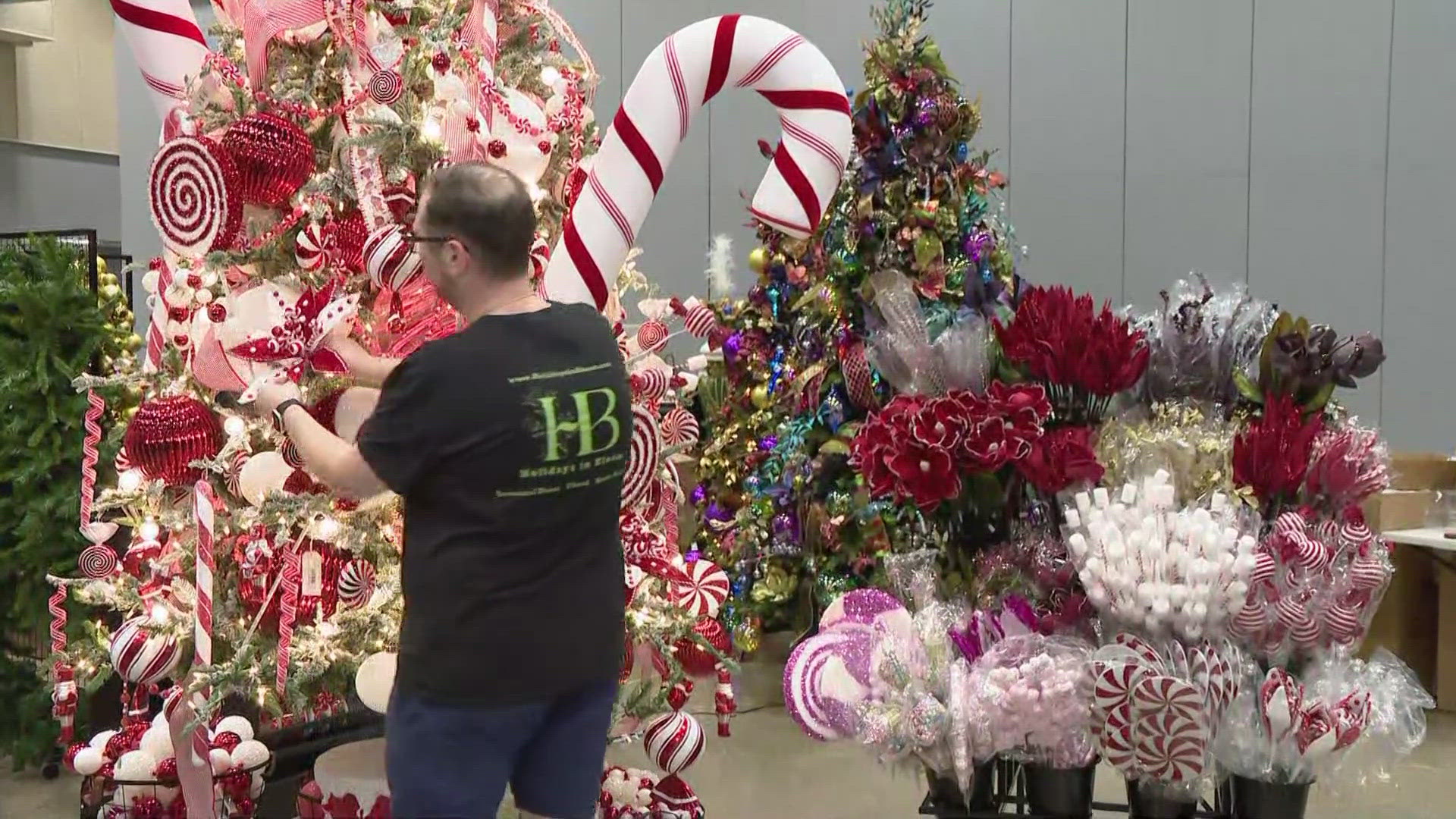 Thousands of shoppers are expected to visit the Statehouse Convention Center in Little Rock for the 33rd annual Holiday House event.