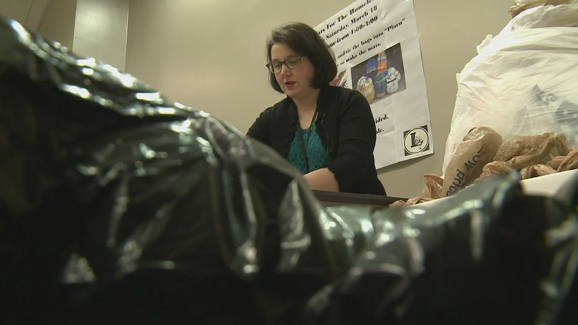 Laman Library turning plastic bags into sleeping mats for the homeless
