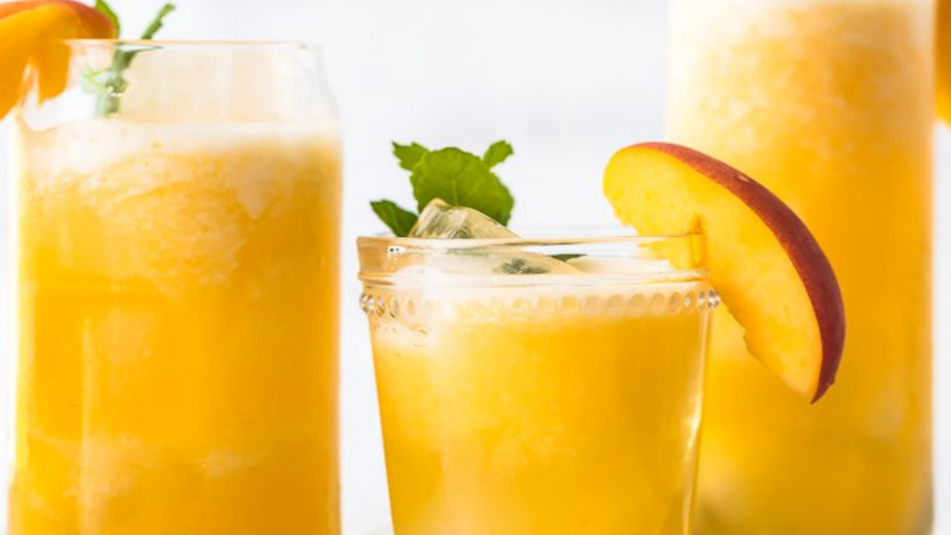 Debbie Arnold with Dining with Debbie shares a delicious recipe for frosty peach lemonade.