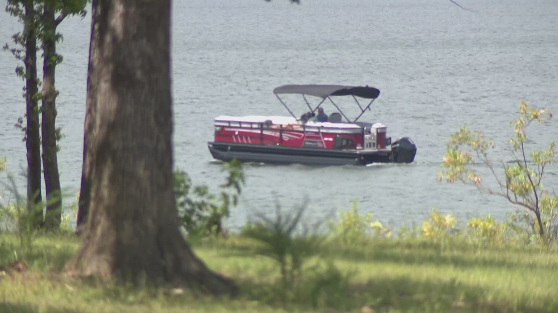 Officials urge safety after fatal boating accident in Arkansas