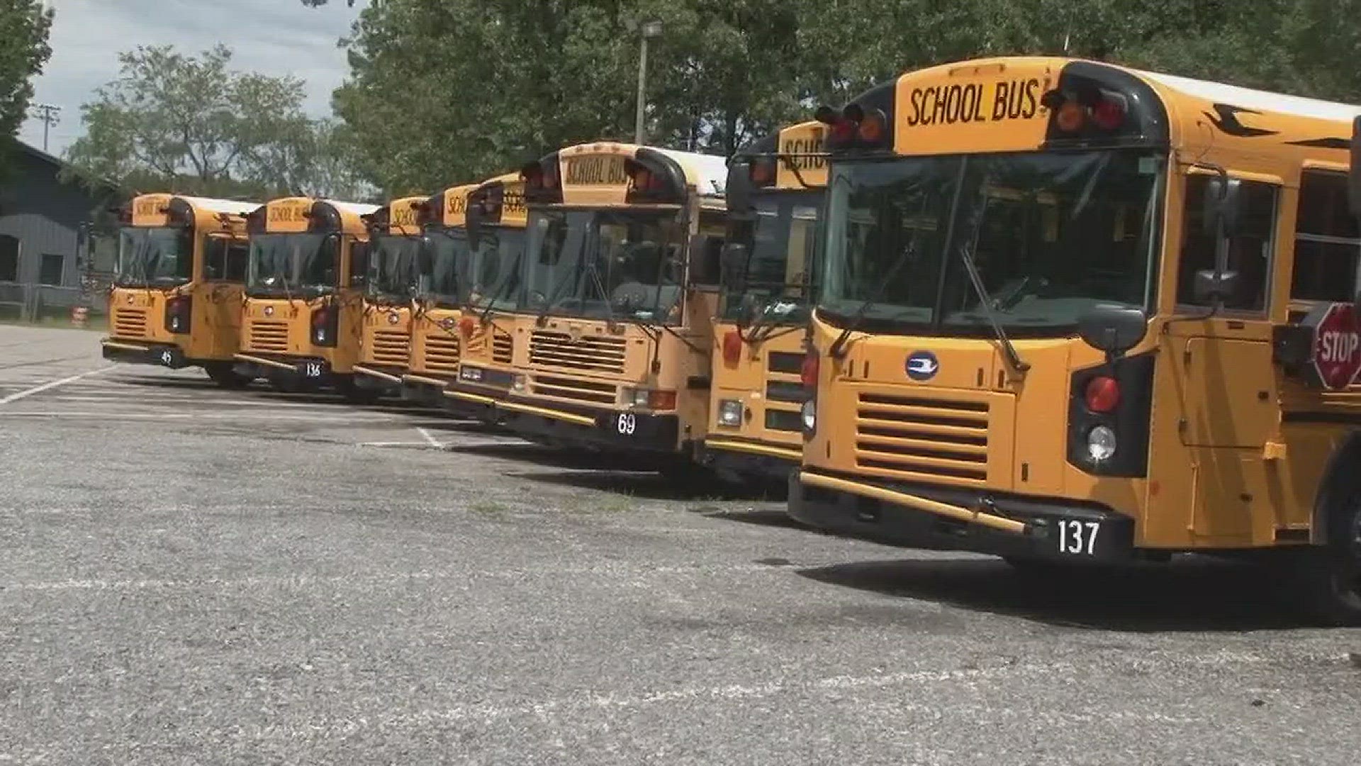 Arkansas police crack down on passing stopped school buses | thv11.com