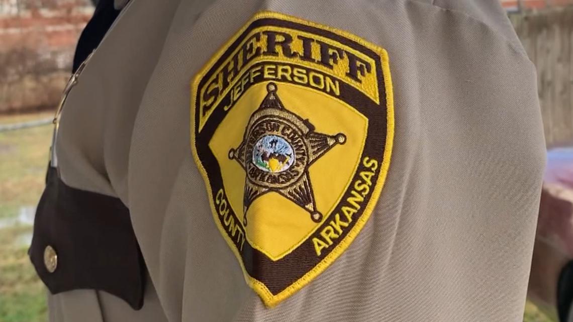 Fishermen find body off Arkansas River Bank - Vimarsana News