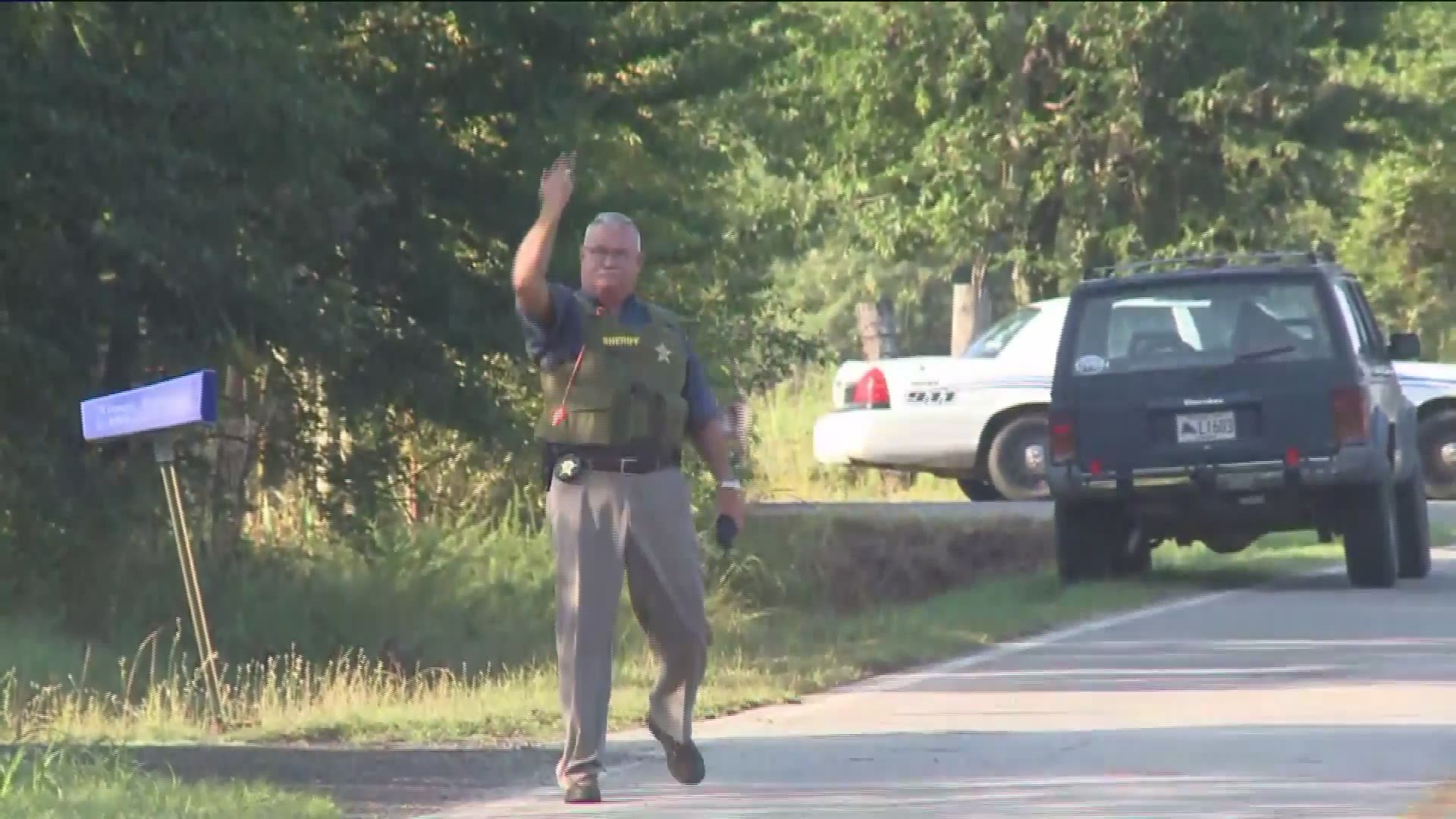 Footage from officer shooting scene in Sebastian County (KFSM)