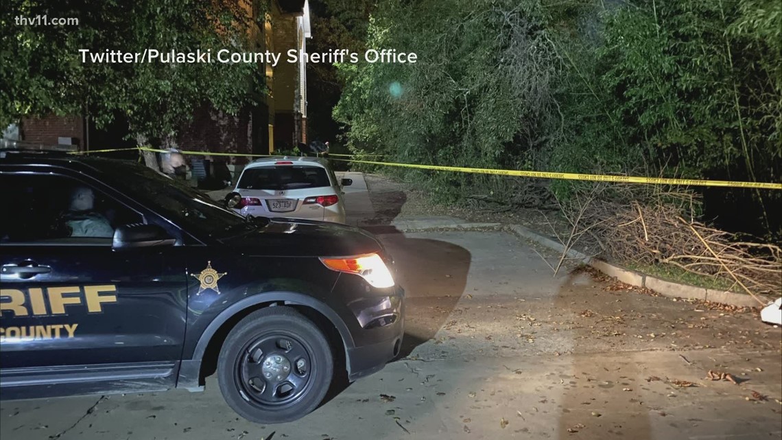 Pulaski County deputies investigating after male injured in shooting on
