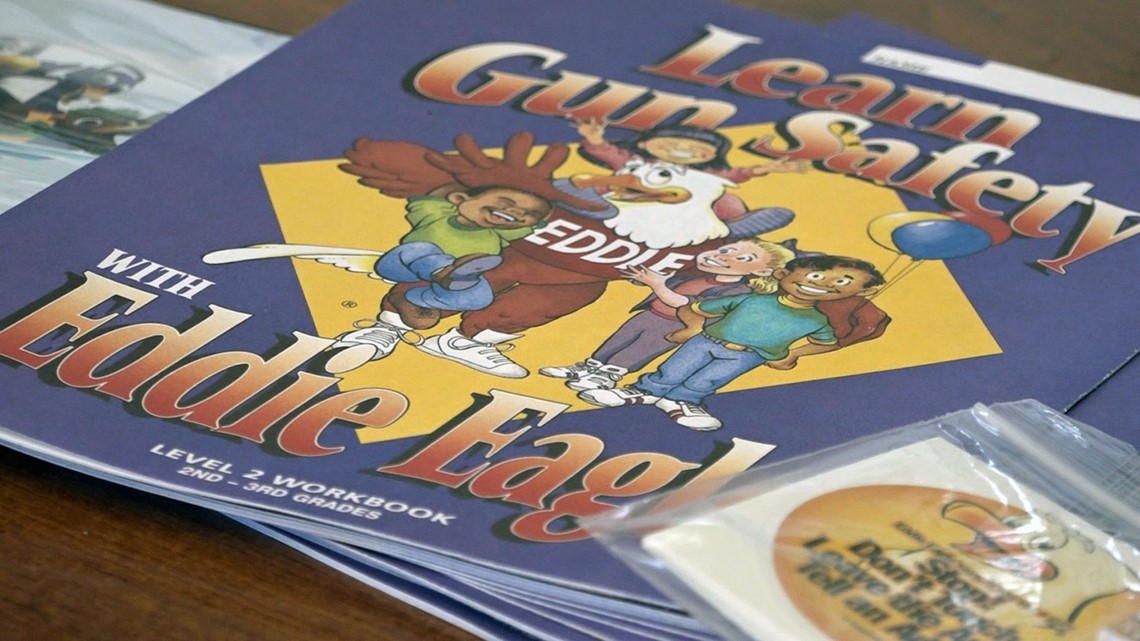 Arkansas Armory shooting range teaches gunsafety to kids