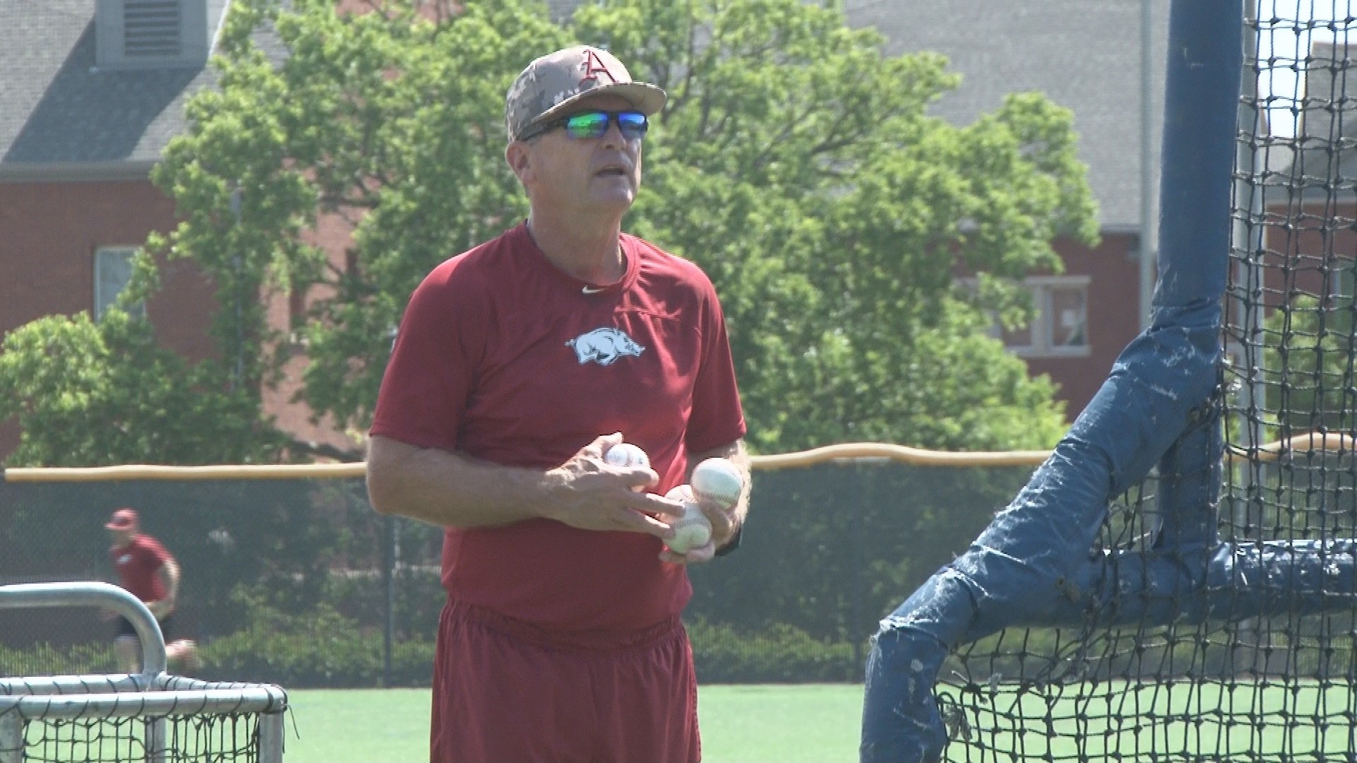 Van Horn Among Six Coaches To Sign New Contracts With Arkansas | Thv11.com