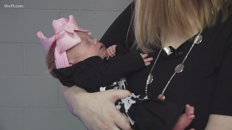 Arkansas families struggle to find baby formula
