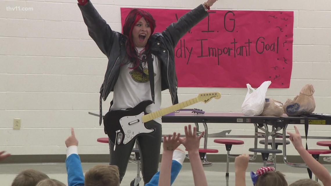 Arkansas principal makes reading fun for students - Vimarsana News