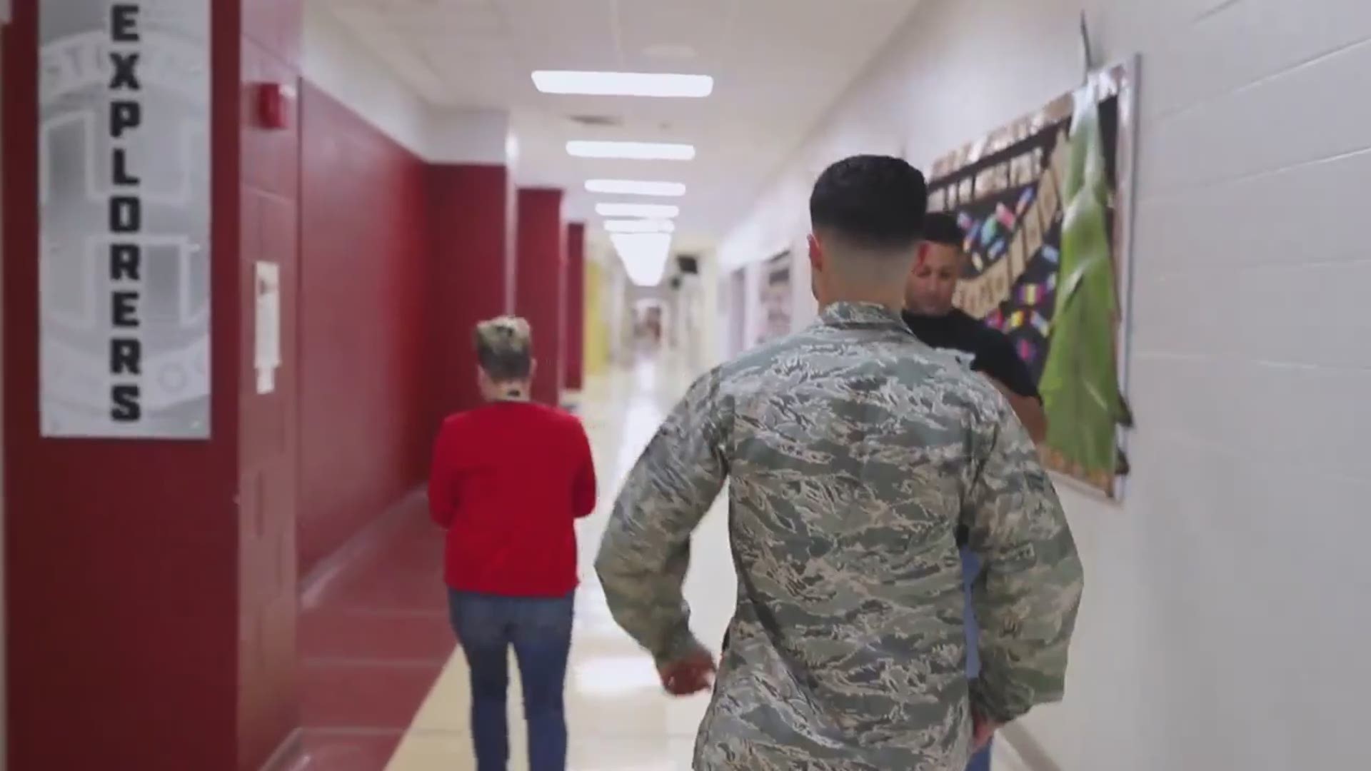 Airman Jared Pena returned home and decided to surprise his little sister and brother by showing up to their classrooms and the reactions were beautiful.