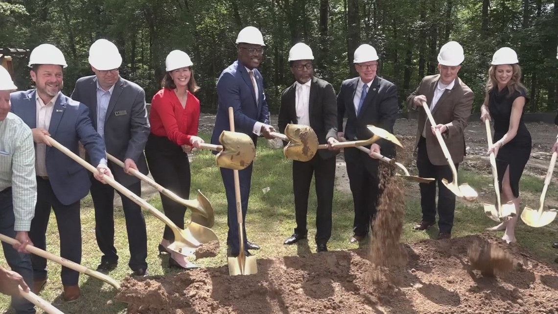Pulaski County leaders break ground on tiny home village - Vimarsana News
