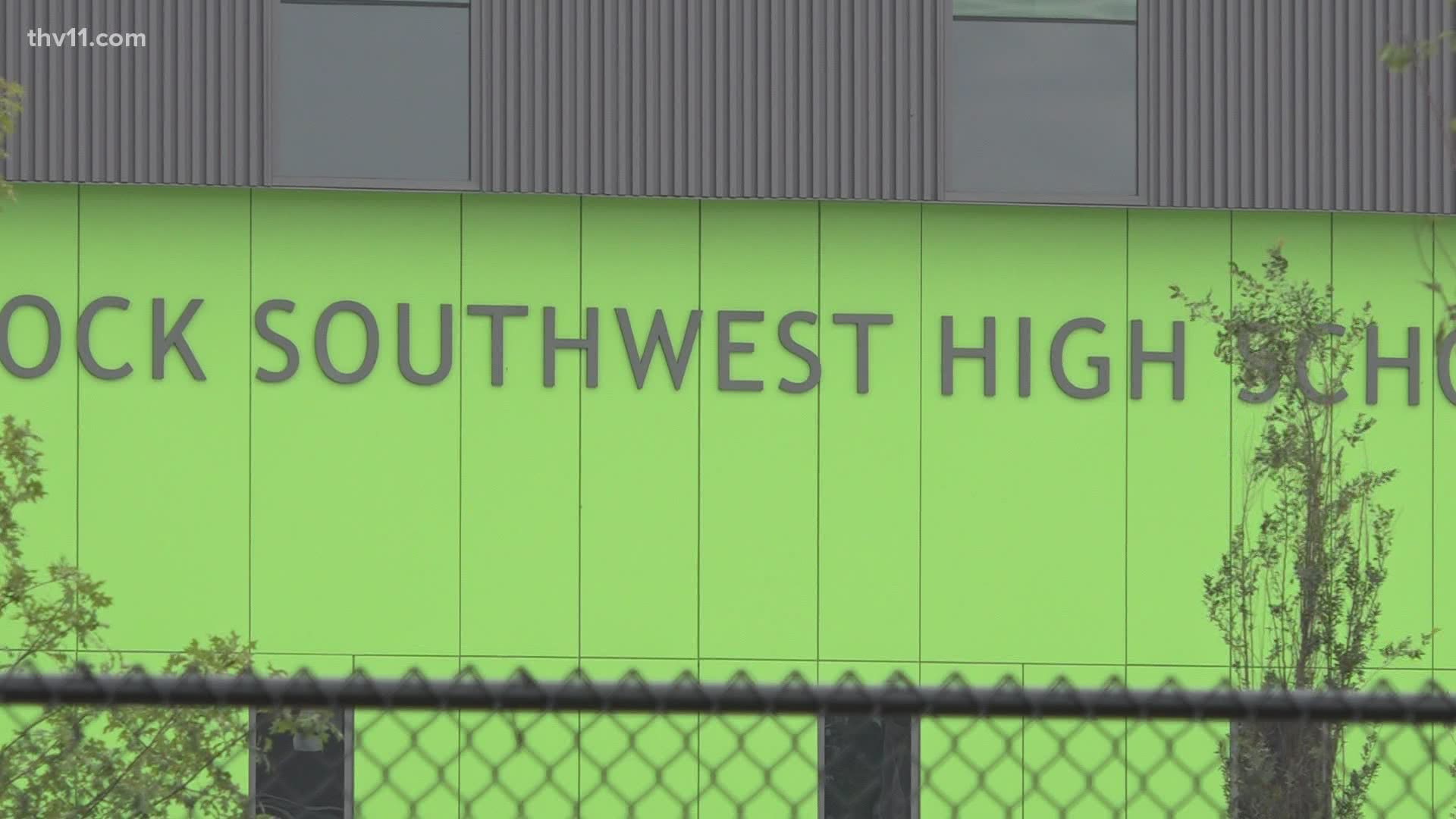 Little Rock Southwest High School switches to week of virtual learning after COVID exposure.