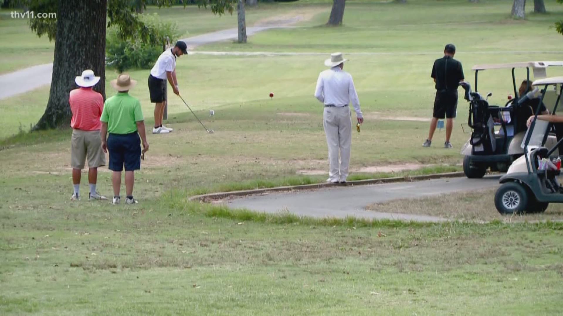 War Memorial golf course will close as part of a budget cuts plan.