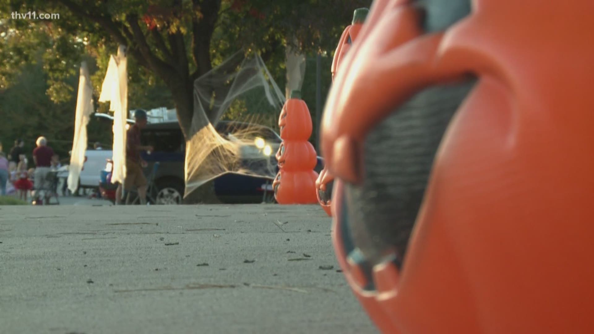 Rain In The Forecast For Halloween Causes Trick-or-treating Plans To ...