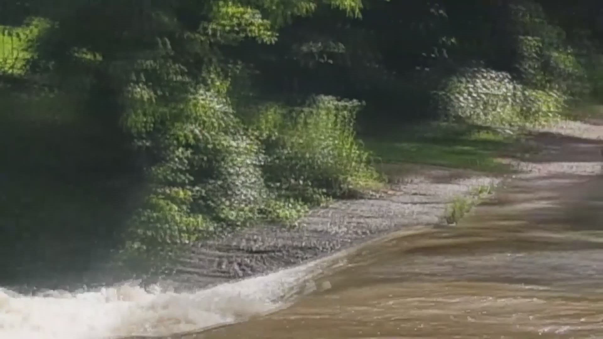 A water rescue happened Thursday off Highway 74 East in Searcy County. The Arkansas Game and Fish Commission completed the water rescue with help from local officials. Video credit: Brian Ragland