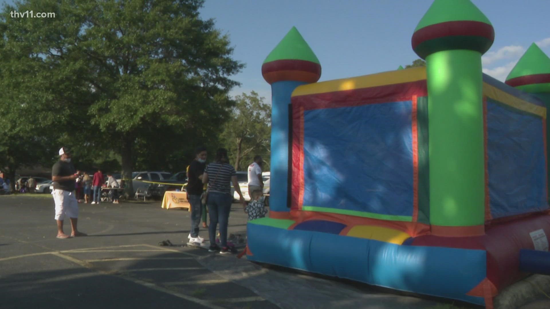 Pine Bluff Holds Back To School Bash To Celebrate Students Returning Thv11 Com