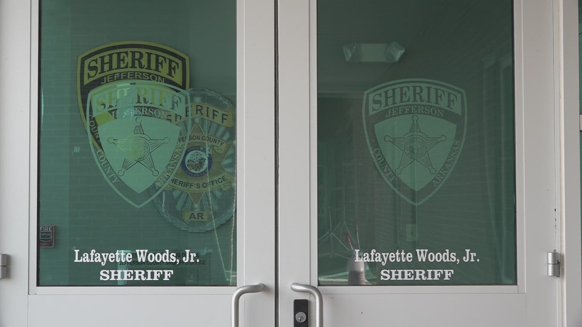 Deputies exposed to 'unknown substance' at Jefferson County jail - Vimarsana News