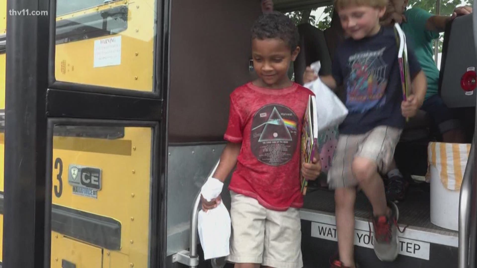 Summer feeding program on wheels in Jacksonville school district