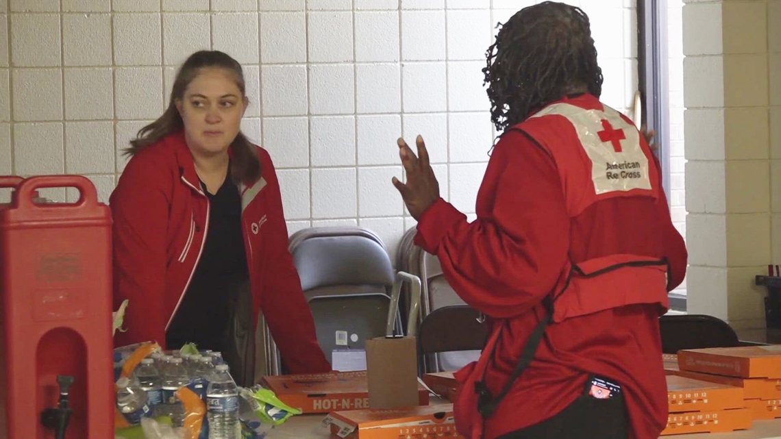 Red Cross steps in to help Little Rock apartment complex residents displaced