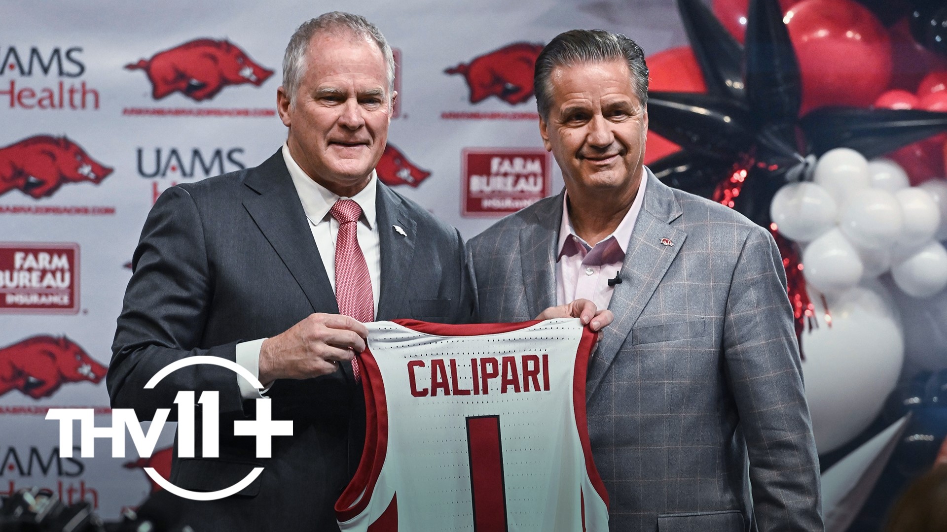 John Calipari received a warm welcome in Fayetteville on Wednesday, walking into Bud Walton Arena for the first time as the head coach of the Arkansas Razorbacks.