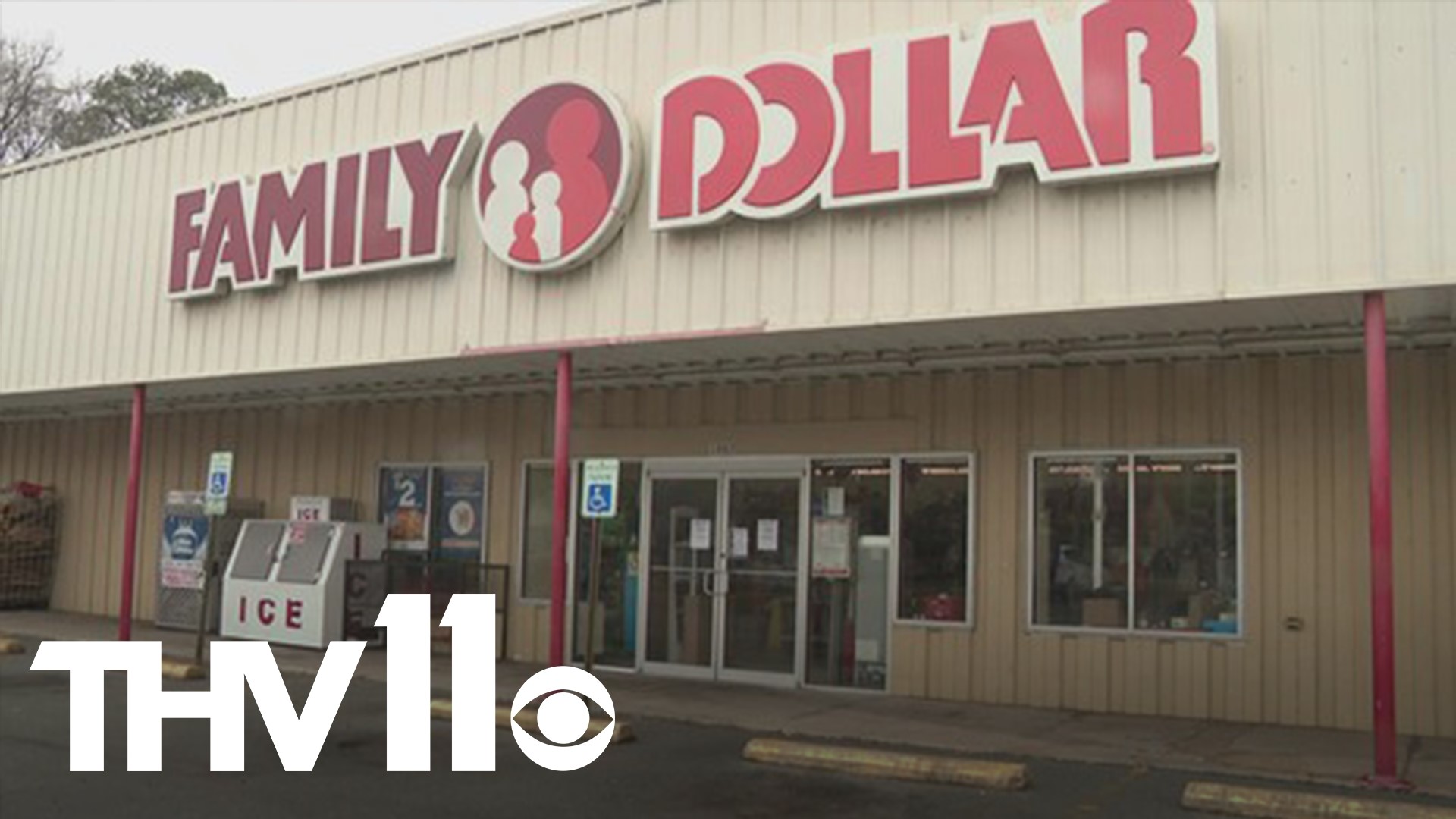 A recently discovered rodent infestation in an Arkansas warehouse has forced hundreds of Family Dollar stores to close their doors.