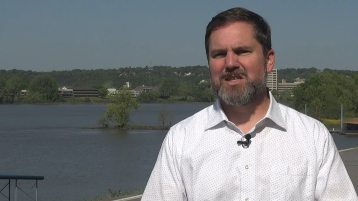 Arkansas veteran raises money for Ukraine after overseas encounter